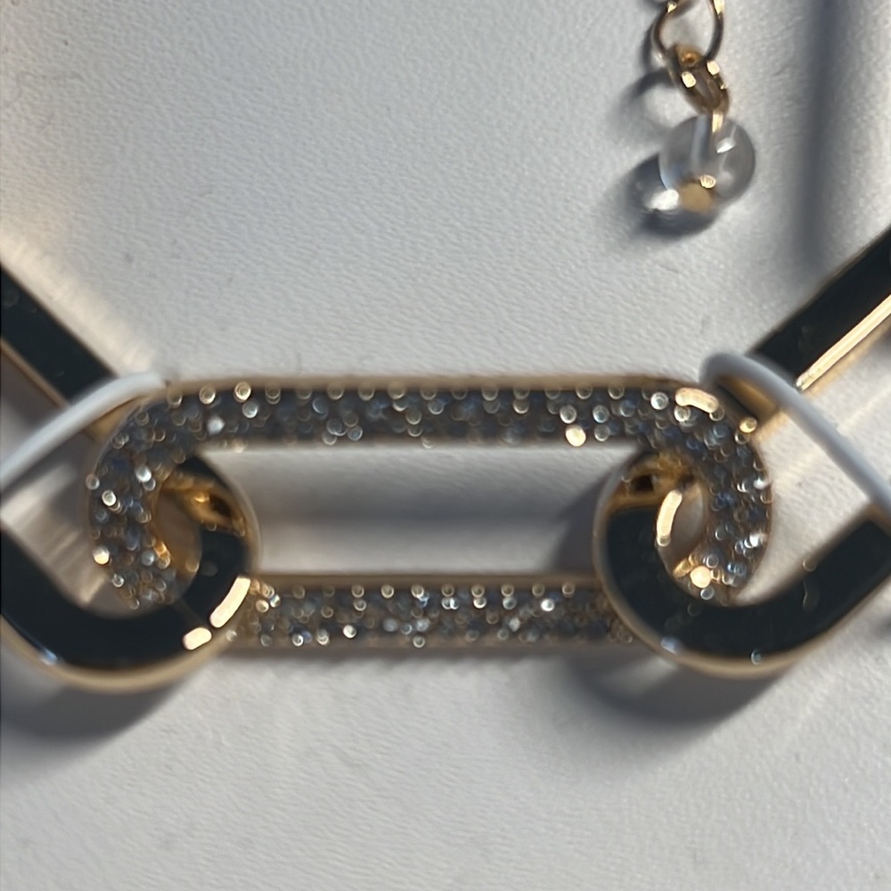 House of Harlow 1960 Shiny Goldtone Lunk Bracelet Adjustable NW Box Glass Stones - Picture 3 of 5
